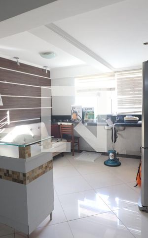 Casa para alugar com 150m², 2 quartos e 2 vagasCozinha 