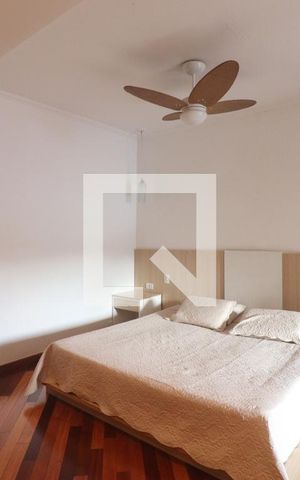 Casa para alugar com 150m², 2 quartos e 2 vagasQuarto 1