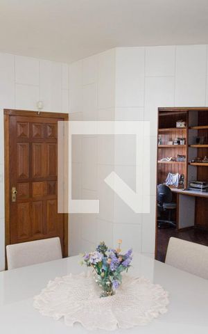 Casa para alugar com 250m², 4 quartos e 3 vagasSala de Estar