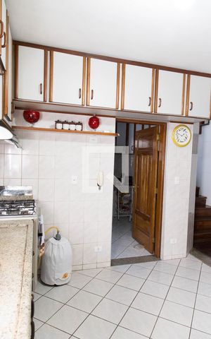 Casa para alugar com 250m², 4 quartos e 3 vagasCozinha