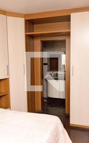 Casa para alugar com 250m², 4 quartos e 3 vagasQuarto Suíte