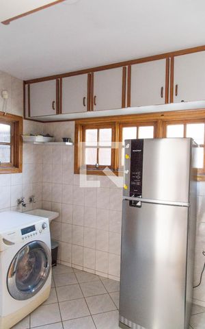 Casa para alugar com 250m², 4 quartos e 3 vagasÁrea de Serviço
