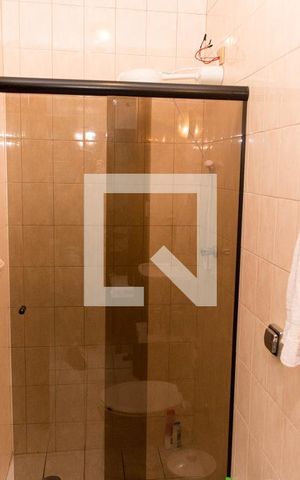 Casa para alugar com 250m², 4 quartos e 3 vagasBanheiro da Suíte 2