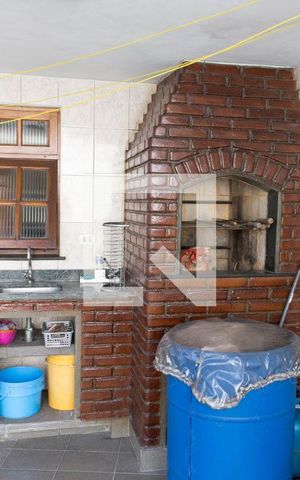 Casa para alugar com 250m², 4 quartos e 3 vagasChurrasqueira