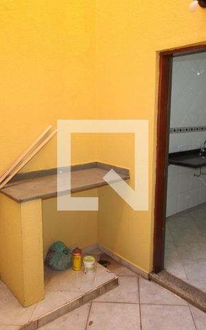 Casa de condomínio para alugar com 130m², 3 quartos e 2 vagasÁrea de Serviço