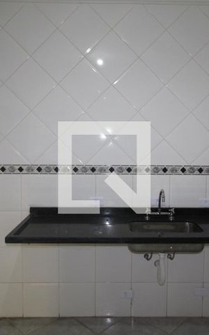 Casa de condomínio para alugar com 130m², 3 quartos e 2 vagasCozinha