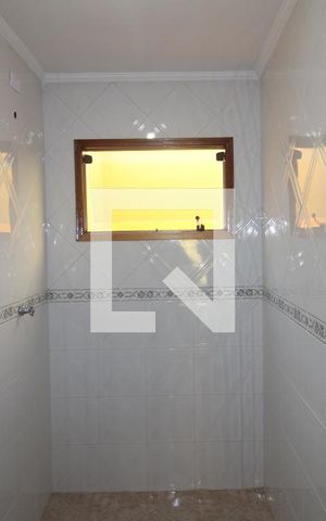 Casa de condomínio para alugar com 130m², 3 quartos e 2 vagasQuarto 2 - Banheiro