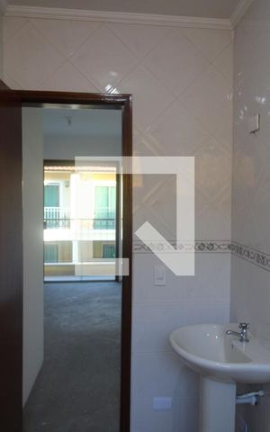 Casa de condomínio para alugar com 130m², 3 quartos e 2 vagasQuarto 2 - Banheiro