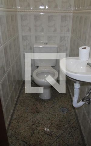 Casa de condomínio para alugar com 130m², 3 quartos e 2 vagasLavabo