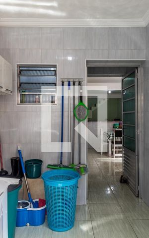 Casa à venda com 125m², 2 quartos e 2 vagas Casa à venda com 125m², 2 quartos e 2 vagasÁrea de Serviço