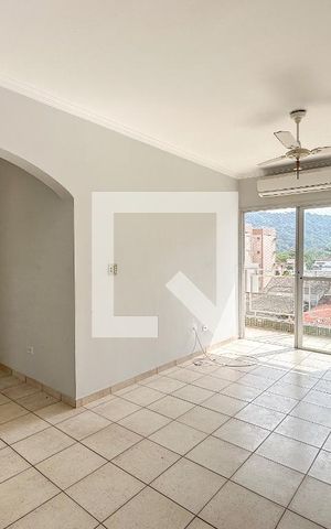 Apartamento para alugar com 100m², 3 quartos e 1 vaga Apartamento para alugar com 100m², 3 quartos e 1 vagaSala