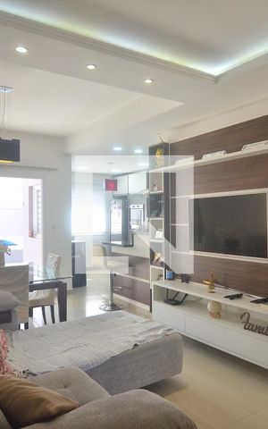 Casa de condomínio à venda com 122m², 3 quartos e 2 vagasSala