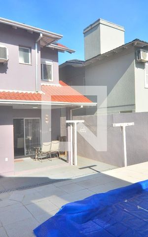 Casa de condomínio à venda com 122m², 3 quartos e 2 vagasÁrea comum