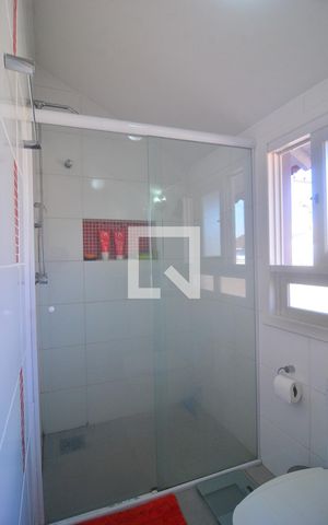 Casa de condomínio à venda com 122m², 3 quartos e 2 vagasBanheiro 3