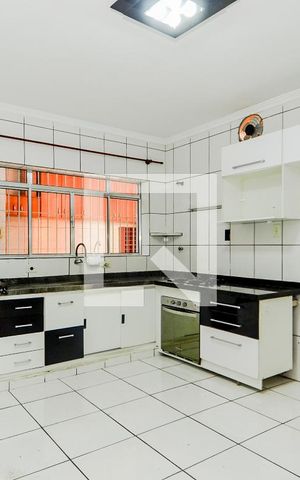 Casa à venda com 110m², 2 quartos e 2 vagasCozinha