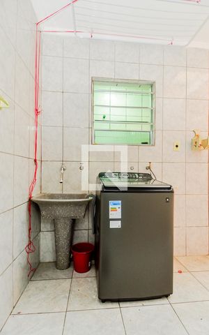 Casa à venda com 110m², 2 quartos e 2 vagasÁrea de Serviço
