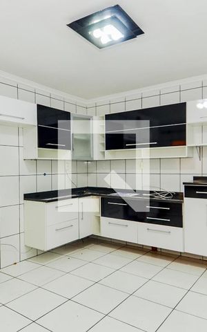 Casa à venda com 110m², 2 quartos e 2 vagasCozinha