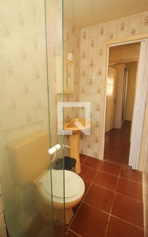 Apartamento à venda com 55m², 2 quartos e sem vaga Apartamento à venda com 55m², 2 quartos e sem vagaBanheiro