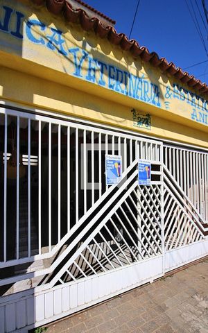 Casa à venda com 231m², 4 quartos e 4 vagasFachada Plaquinha 