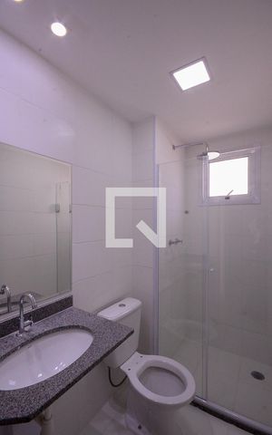 Apartamento à venda com 42m², 2 quartos e 1 vaga Apartamento à venda com 42m², 2 quartos e 1 vagaBanheiro