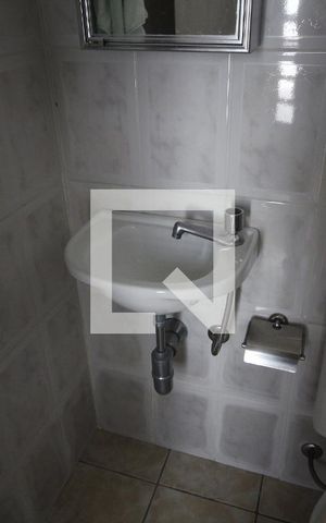 Casa à venda com 161m², 3 quartos e 2 vagasBanheiro de Serviço