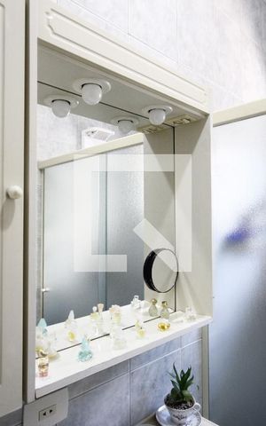 Casa à venda com 161m², 3 quartos e 2 vagasSuíte
