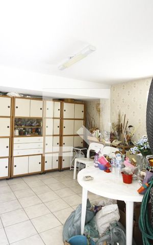 Casa à venda com 161m², 3 quartos e 2 vagasQuarto de Serviço 1