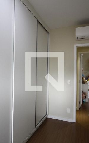 Apartamento à venda com 82m², 3 quartos e 2 vagasQuarto 2