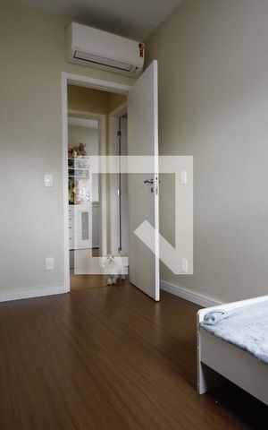 Apartamento à venda com 82m², 3 quartos e 2 vagasQuarto 2