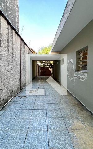 Casa à venda com 310m², 5 quartos e 4 vagasÁrea externa