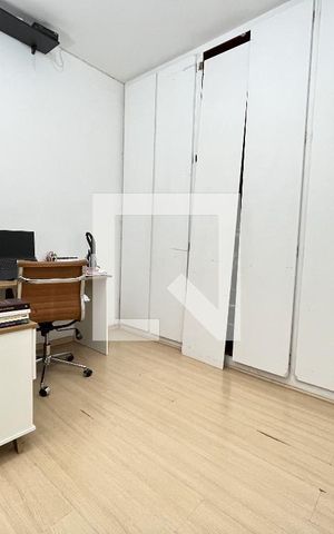 Casa à venda com 310m², 5 quartos e 4 vagasQuarto 3