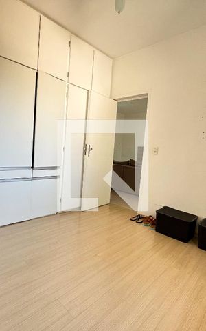 Casa à venda com 310m², 5 quartos e 4 vagasQuarto 1