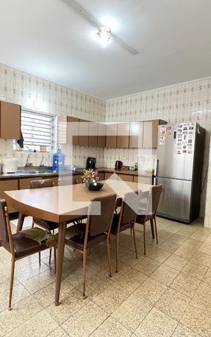 Casa à venda com 310m², 5 quartos e 4 vagasCozinha 1