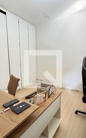 Casa à venda com 310m², 5 quartos e 4 vagasQuarto 3