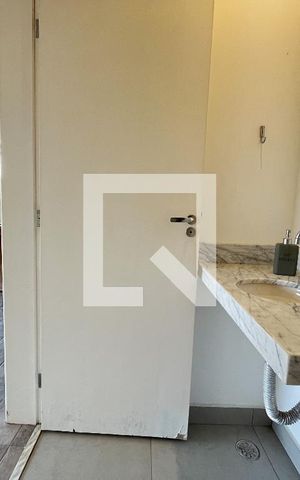 Casa à venda com 310m², 5 quartos e 4 vagasLavabo 2
