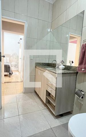 Casa à venda com 310m², 5 quartos e 4 vagasBanheiro 1