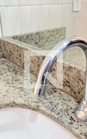 Casa à venda com 310m², 5 quartos e 4 vagasBanheiro 1