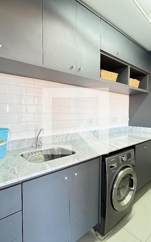 Casa à venda com 310m², 5 quartos e 4 vagasÁrea de Serviço