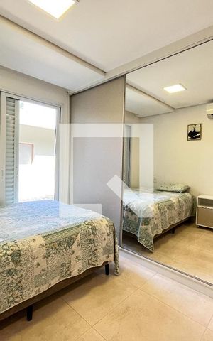 Casa à venda com 310m², 5 quartos e 4 vagasSuite 
