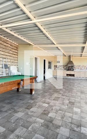 Casa à venda com 310m², 5 quartos e 4 vagasChurrasqueira