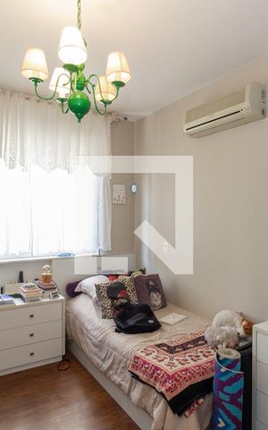 Apartamento à venda com 194m², 3 quartos e 2 vagas Apartamento à venda com 194m², 3 quartos e 2 vagasSuíte 2