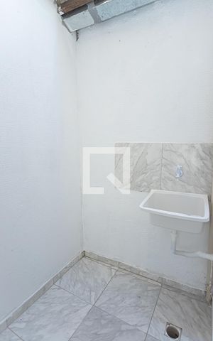 Casa para alugar com 50m², 2 quartos e sem vaga Casa para alugar com 50m², 2 quartos e sem vagaÁrea de Serviço