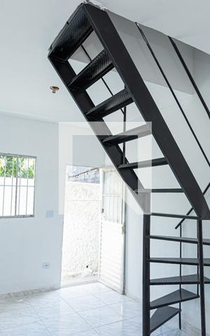 Casa para alugar com 50m², 2 quartos e sem vaga Casa para alugar com 50m², 2 quartos e sem vagaSala e cozinha