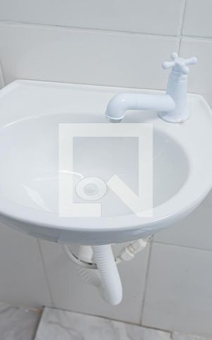 Casa para alugar com 50m², 2 quartos e sem vaga Casa para alugar com 50m², 2 quartos e sem vagaBanheiro