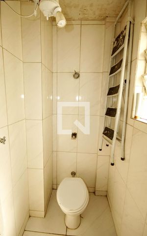 Apartamento à venda com 109m², 2 quartos e sem vagaBanheiro de serviço
