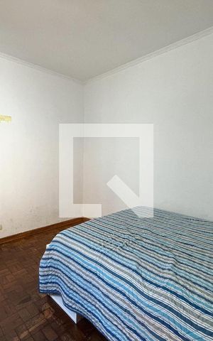 Casa à venda com 300m², 5 quartos e 4 vagasQuarto 2