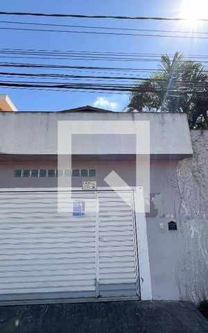 Casa à venda com 300m², 5 quartos e 4 vagasFachada