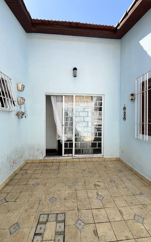 Casa à venda com 300m², 5 quartos e 4 vagasJardim de Inverno
