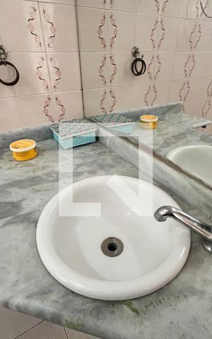 Casa à venda com 300m², 5 quartos e 4 vagasBanheiro da Suíte