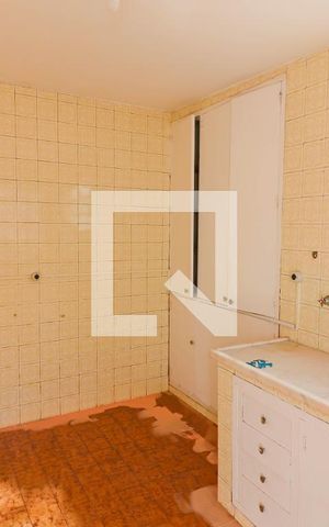 Casa à venda com 260m², 5 quartos e 2 vagasEdicula - Cozinha